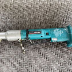 Makita Cordless Right Angle Impact Driver 6940D