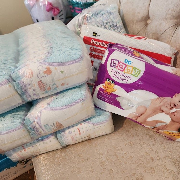 500 DIAPERS SIZE 1, SIZE 2 AND 3