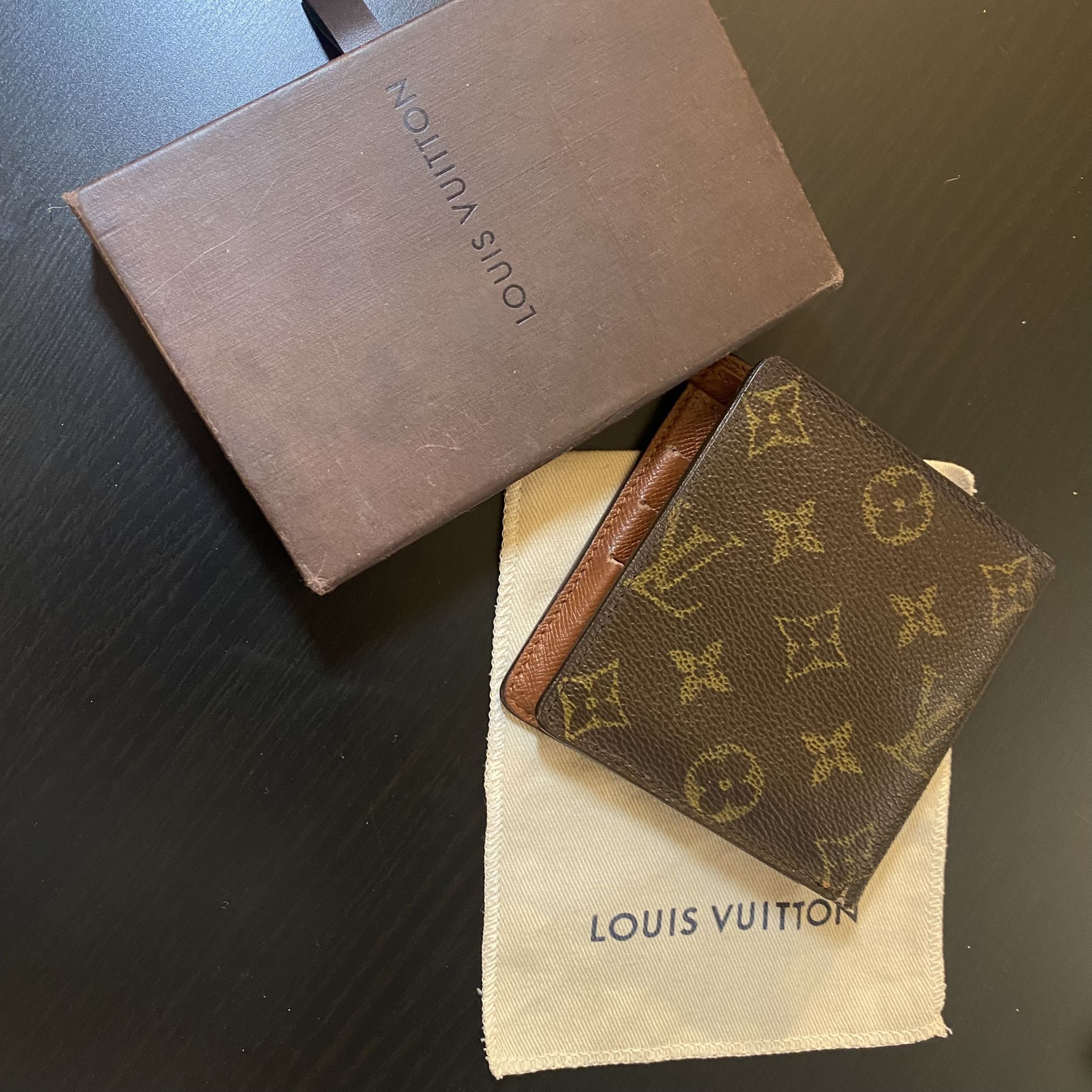 (used) Louis Vuitton Mens Bifold Wallet Monogram for Sale in Annandale, VA  - OfferUp