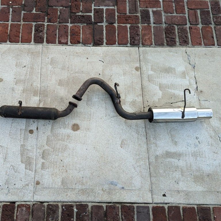 AE86 HKS Over Axle Exhaust