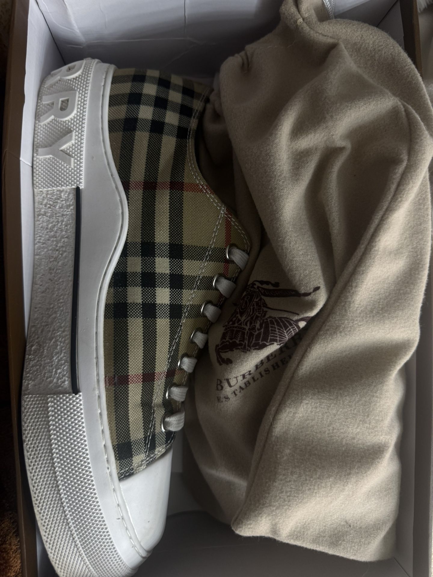 Burberry Shoes