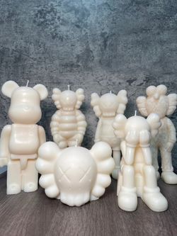 Kaws Family Candle Set 