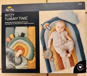 RITZY TUMMY TIME® Rainbow play mat, cloud bolster and two toys