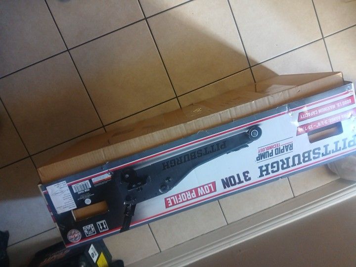 3 Ton Pittsburgh Rapid Pump JACK BRAND NEW