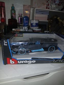 Collectible Diecast 1/18 Burago Bugatti Divo