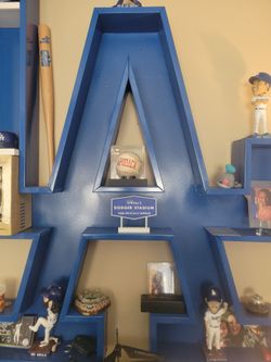 4 ft ​DIY LA Logo Bobblehead Shelf Plans & Blueprint (PDF Guide)