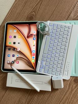 Apple iPad Air 11” M2 chip 128GB (2024 model / Gray) with keyboard and Pencil (100% battery)