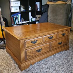 Broyhill Coffee Table with Matching Side Table (not pictured)