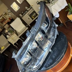 Headlight 