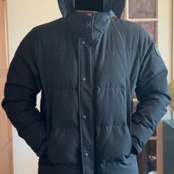 Canada Goose Wyndham Parka Black Label 