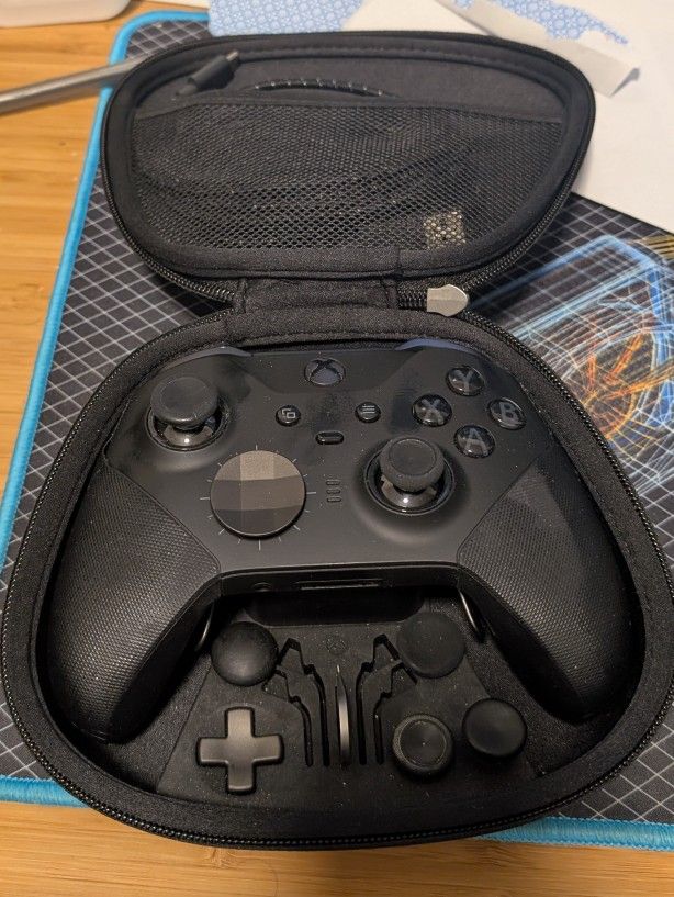 Xbox elite Series 2 Controller (Parts & Accessories)