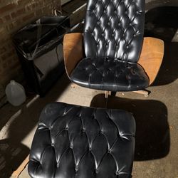 Eames Style Lounge Chair & Ottoman 