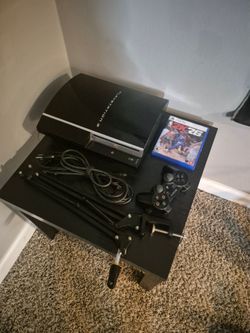 1st GEN PS3 INCLUDES EVERYTHING