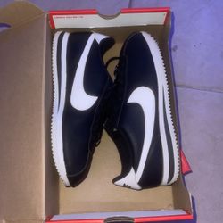 Nike Cortez Basic Leather