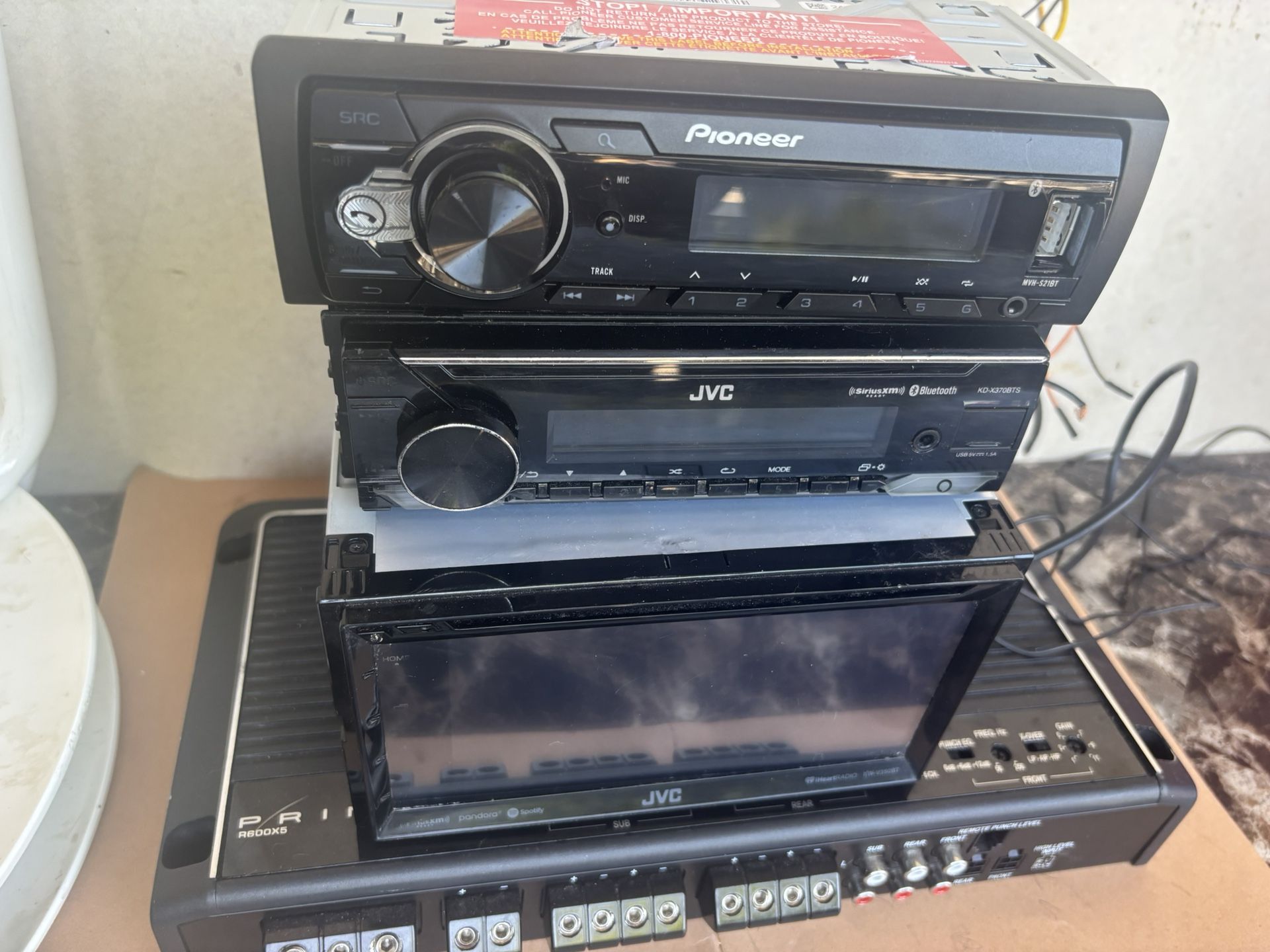 Single Din $50 You Touchscreen $150