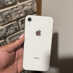 White IPhone XR