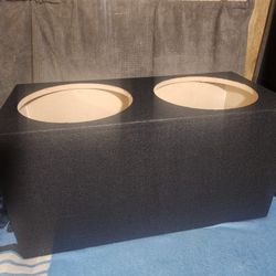 Uses Double Ported 15" Subwoofer Box  16x17.5x34 Tuned 34hz  New Carpet And New Speaker Terminal  