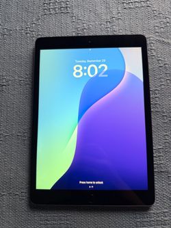Apple iPad 7th Gen 128GB – Great Condition – Fully Working
