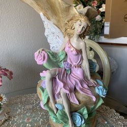 Beautiful And Unique Hand Painted Vase 