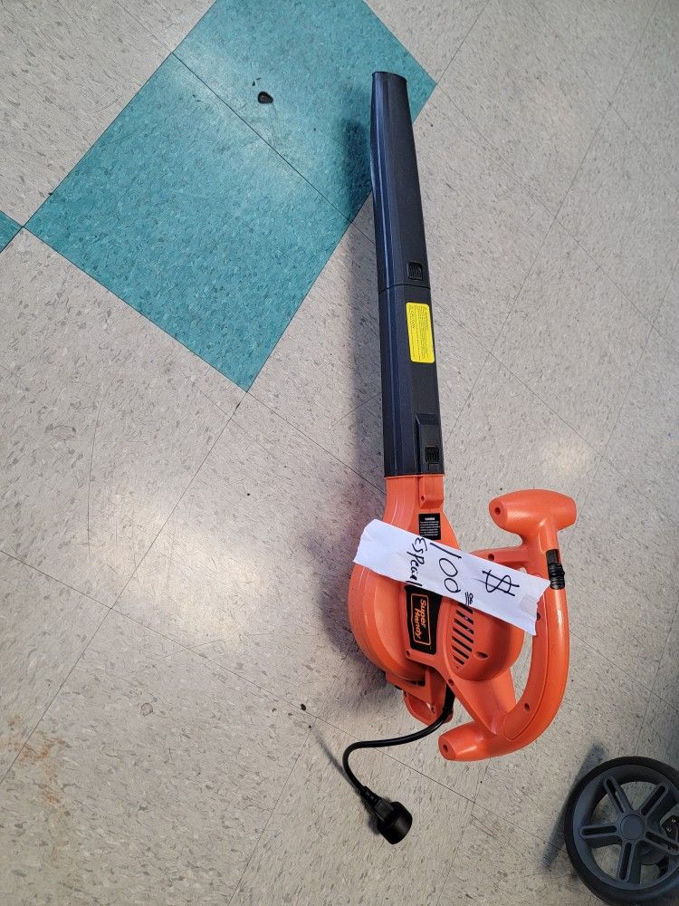 Leaf Blower 