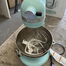 KitchenAid Mixer 