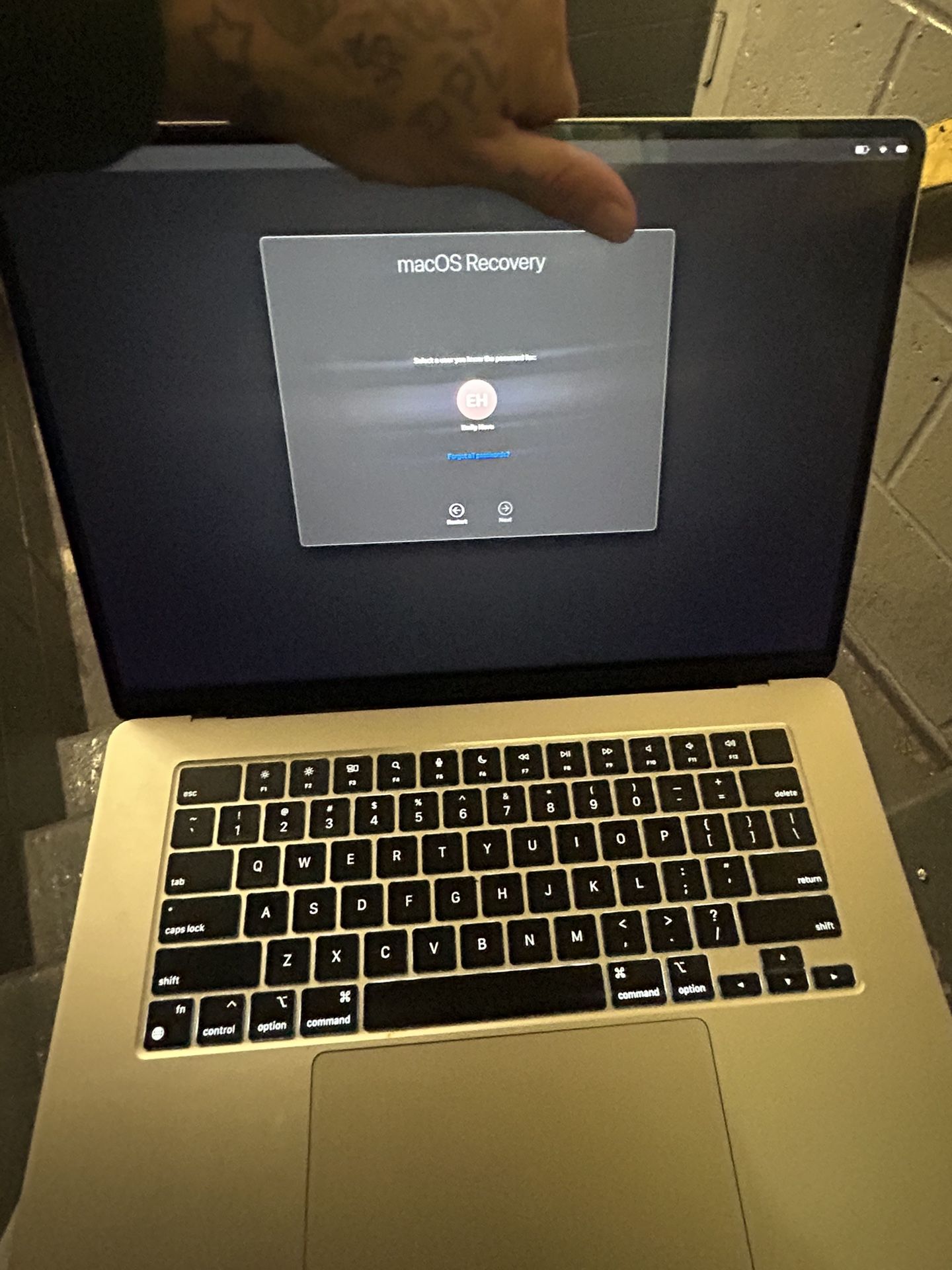 Apple Macbook Pro 14 Inch