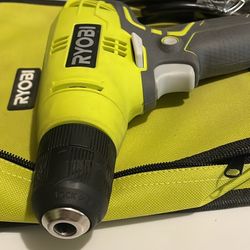 Variable speed drill — Destornillador de velocidad variable