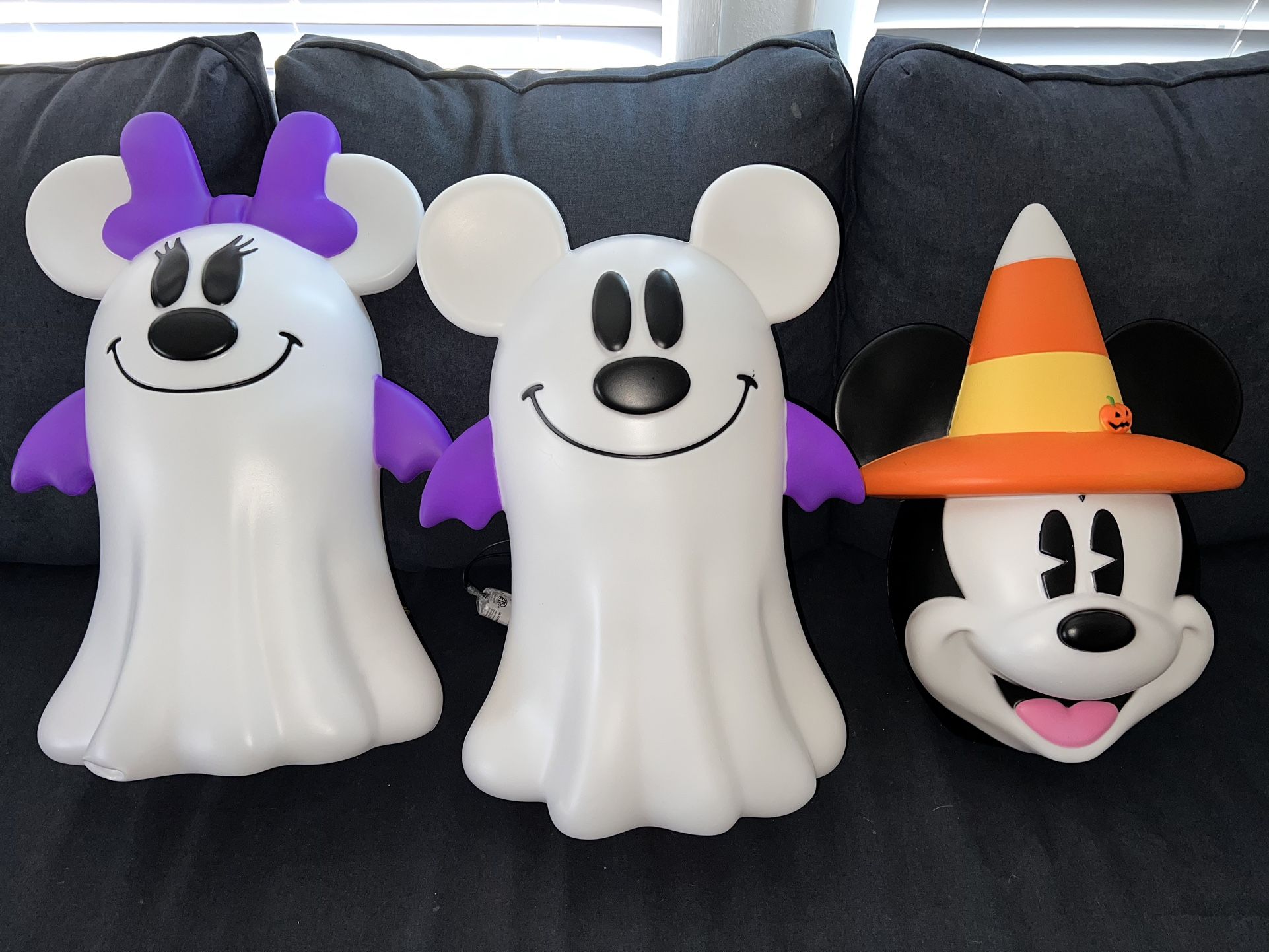 BRAND NEW- DISNEY 2 Ft LIGHTED MICKEY, MINNIE, AND MICKEY MOUSE CANDY CORN HAT BLOW MOLD