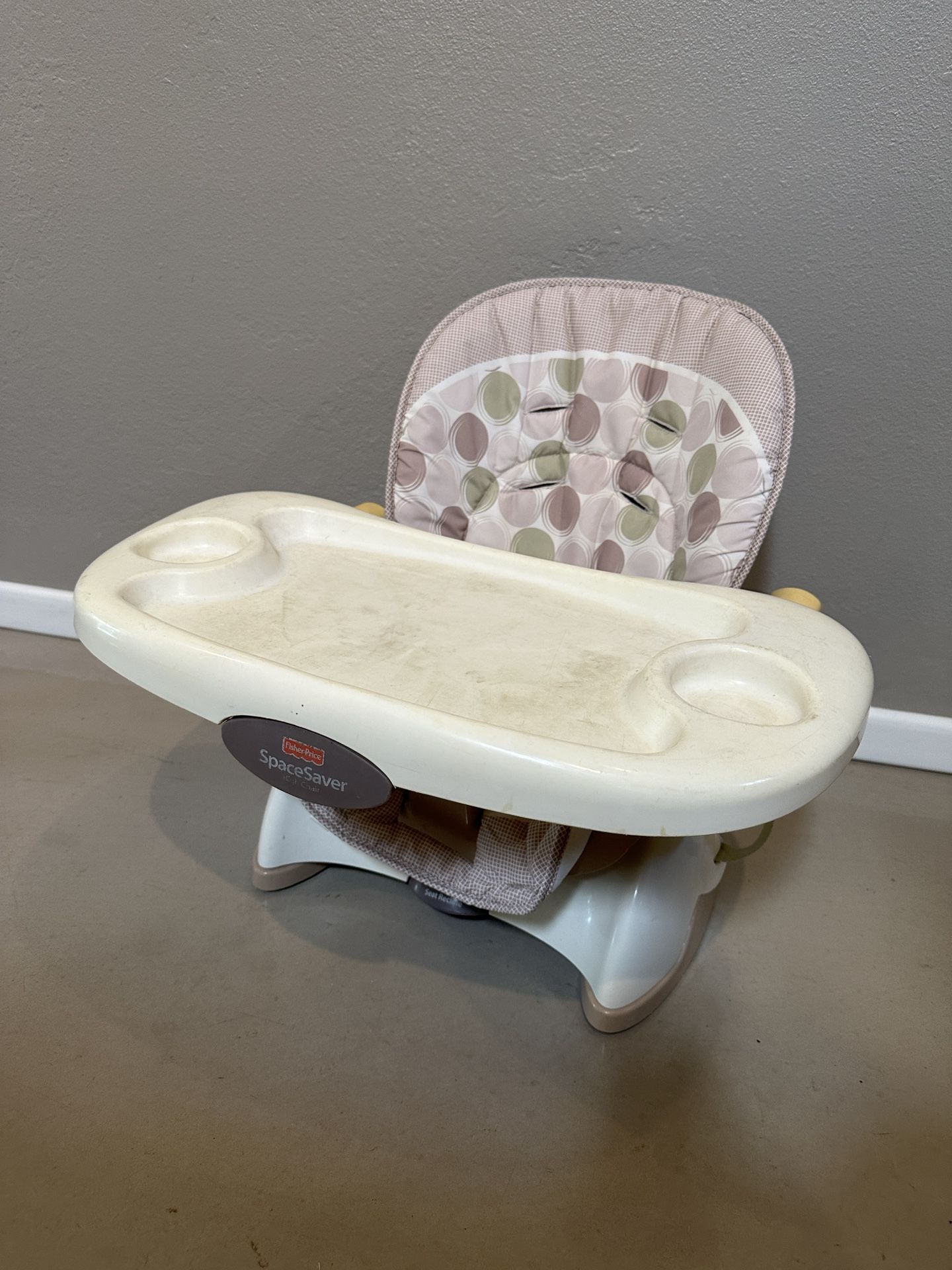 Free Space Saver High Chair - Straps To A Chair