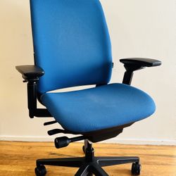 Steelcase Amia Air  Ergonomic Office Chair – Blue Fabric / Black Frame – Fully Adjustable 2022