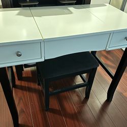Makeup Vanity
