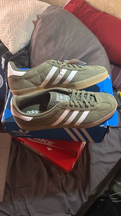 Adidas Gazelles Size 11.5