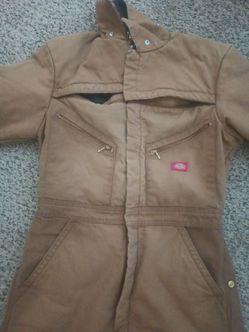 Dickies installation cover all size large also comes with size 11 mens brahma installation steel toe boots brown. Both items are new