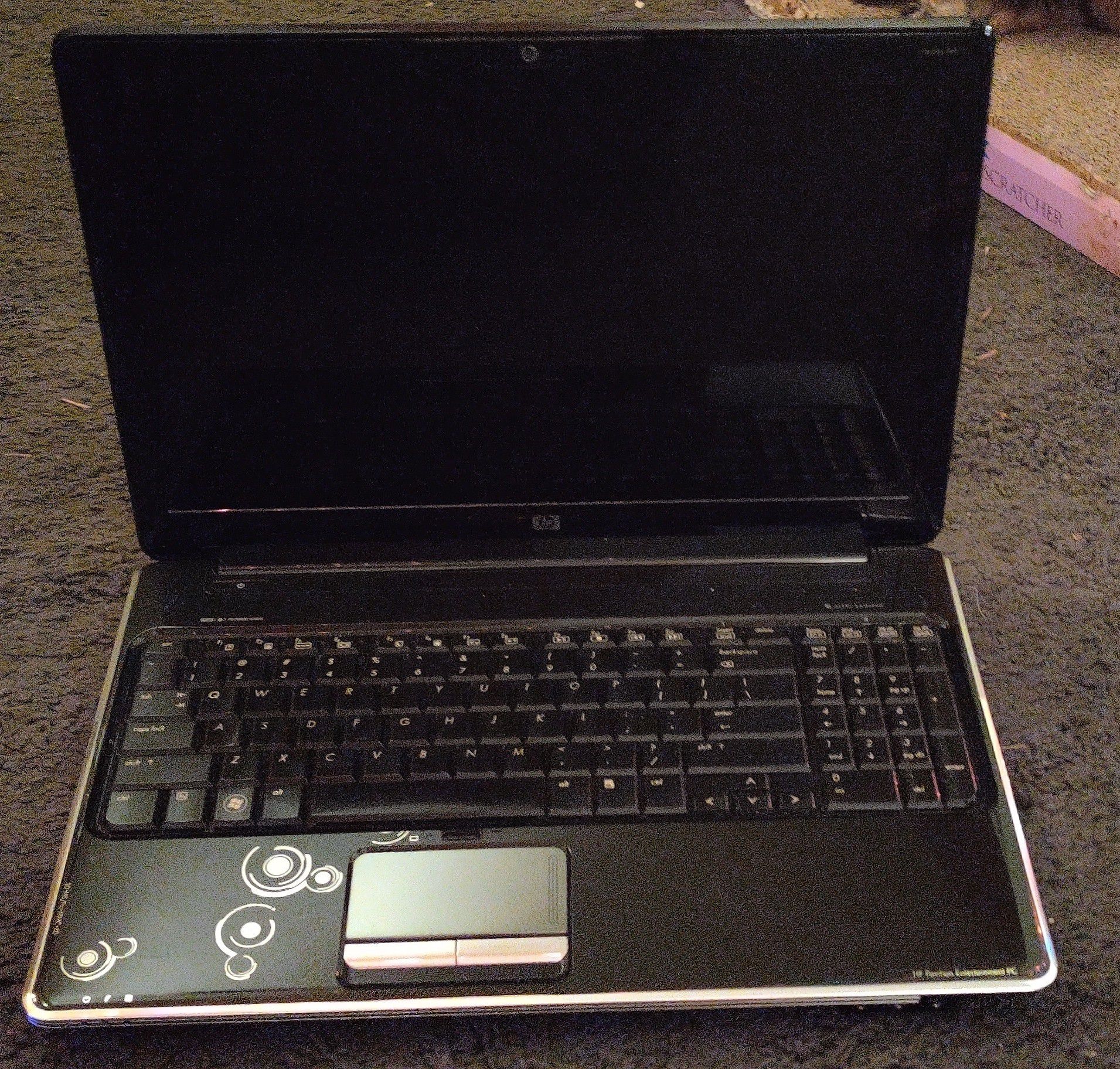 HP Dv6t-1300 Entertainment Laptop