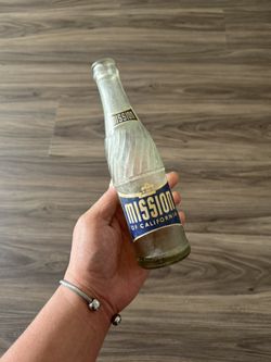 Vintage Rare 1940’s Mission Beverages Bottled by Mission Beverages Cebu Philippine Island