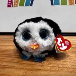 TY PUFFIES , WADDLES THE PENGUIN -  3 1/2 INCH NEW FURRY PLUSH -