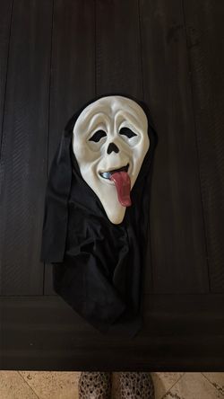 Scream Mask