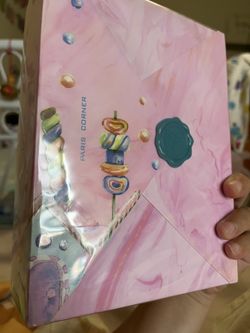 Paris Corner Marshmallow Blush B