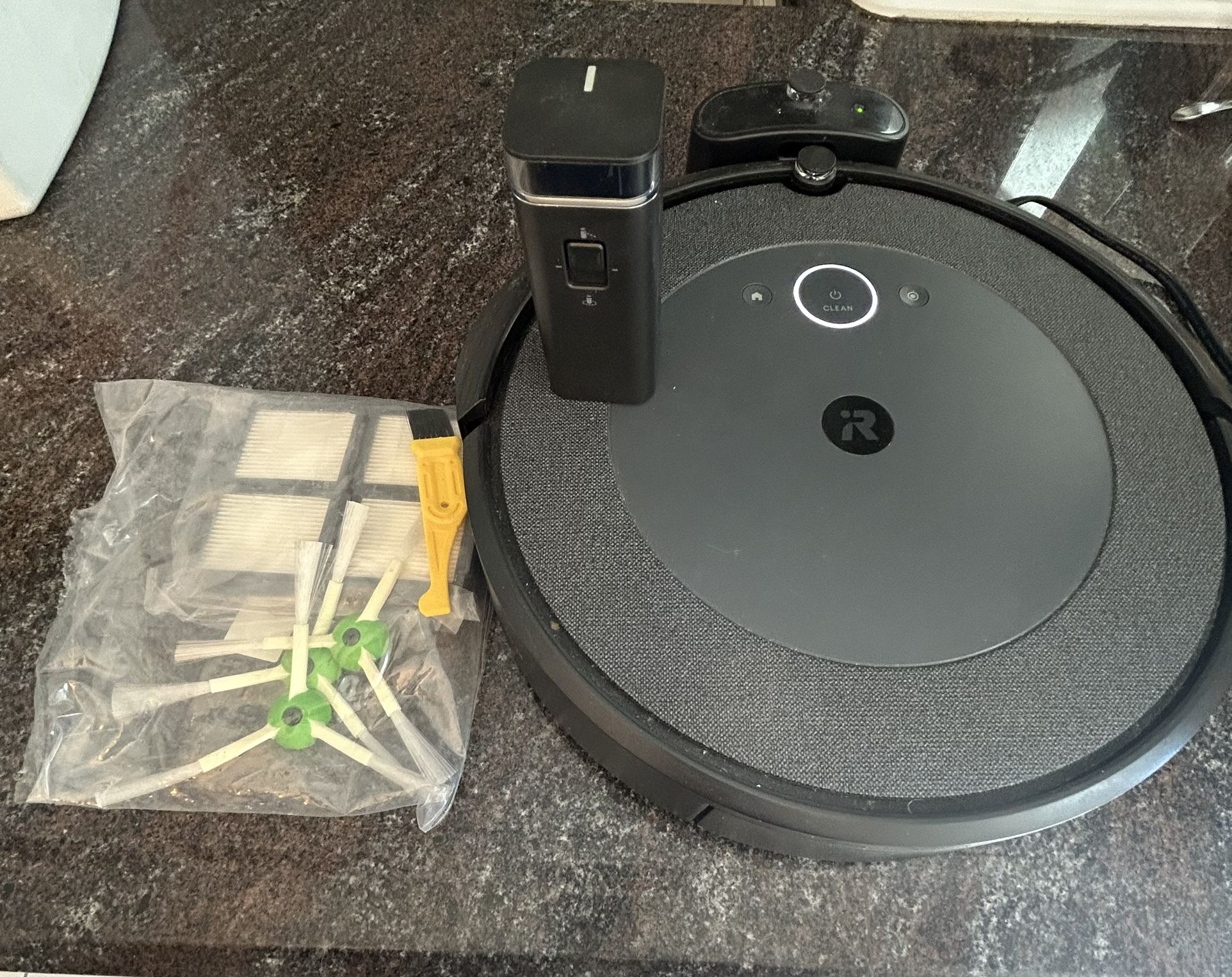 iRobot Roomba i4