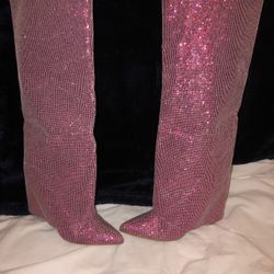 Womans Knee High Boots Size 7
