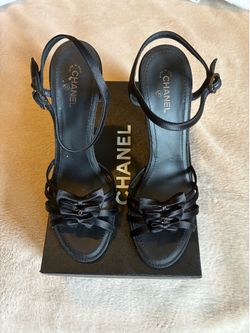 CHANEL shoes size 40