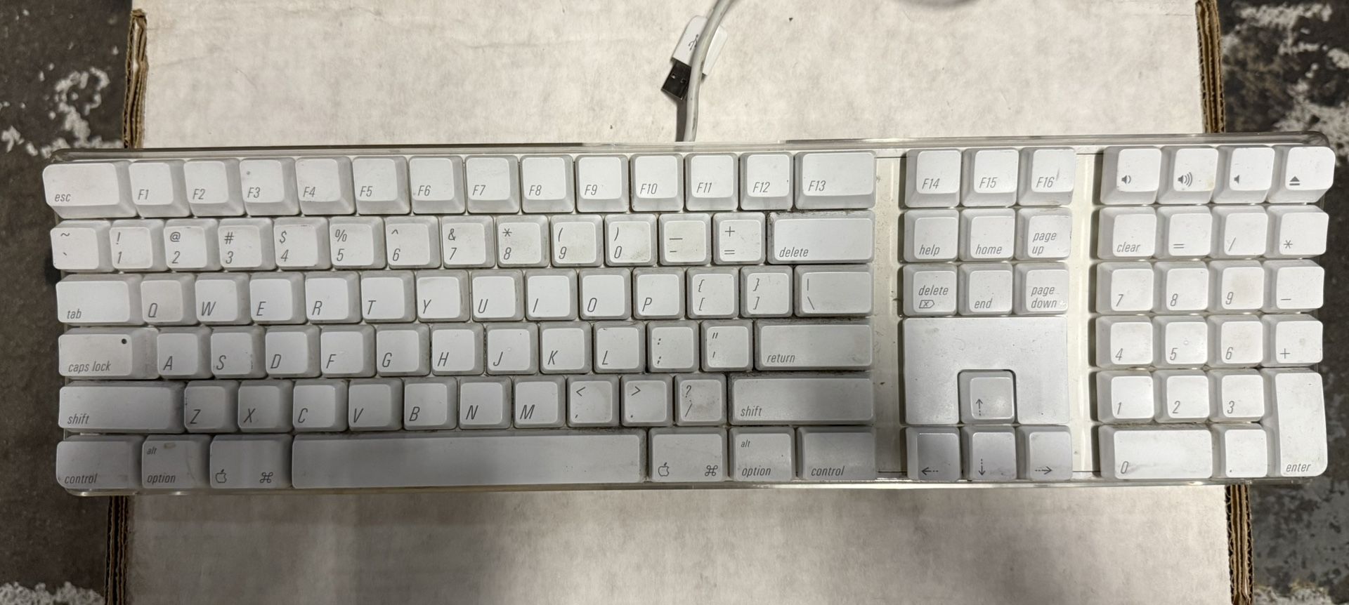 Apple Mac White USB Wired Keyboard Mouse iMAC G3 G4 G5 eMAC A1048 M5769 