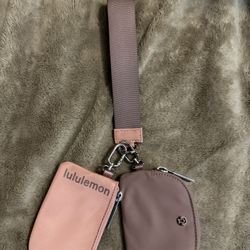 Lululemon Dual Pouch Wristlet