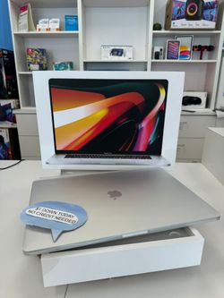 📚 Perfect for Professionals! MacBook Pro 16” (2019) – Limited Stock! $5 DOWN to take home the same day! 