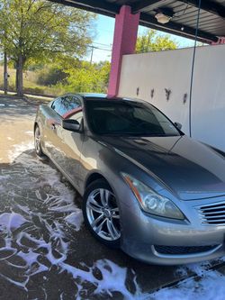 Infiniti 08’ g37