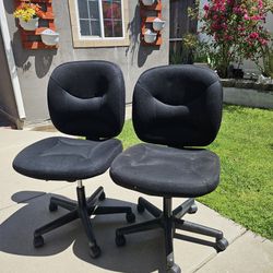 2 Chairs 