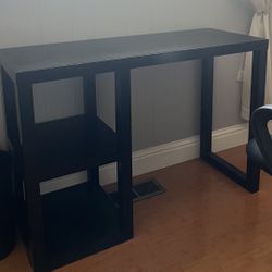 Black Desk 