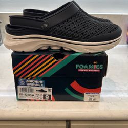 Sketchers Woman’s Go Walk Foamies Slip On Shoe