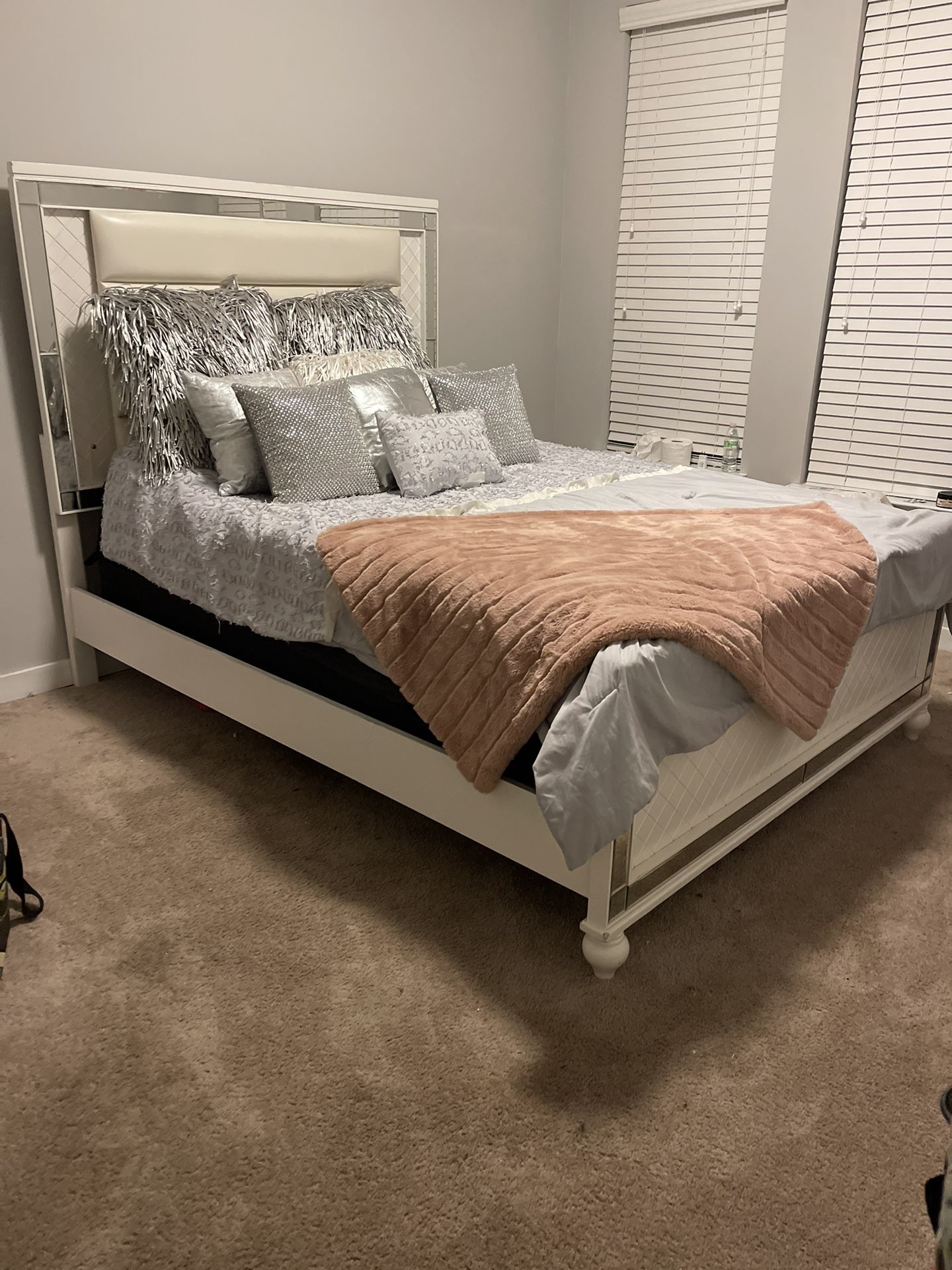 QUEEN BED FRAME