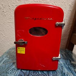Red Frigidaire Retro Portable Mini Fridge
